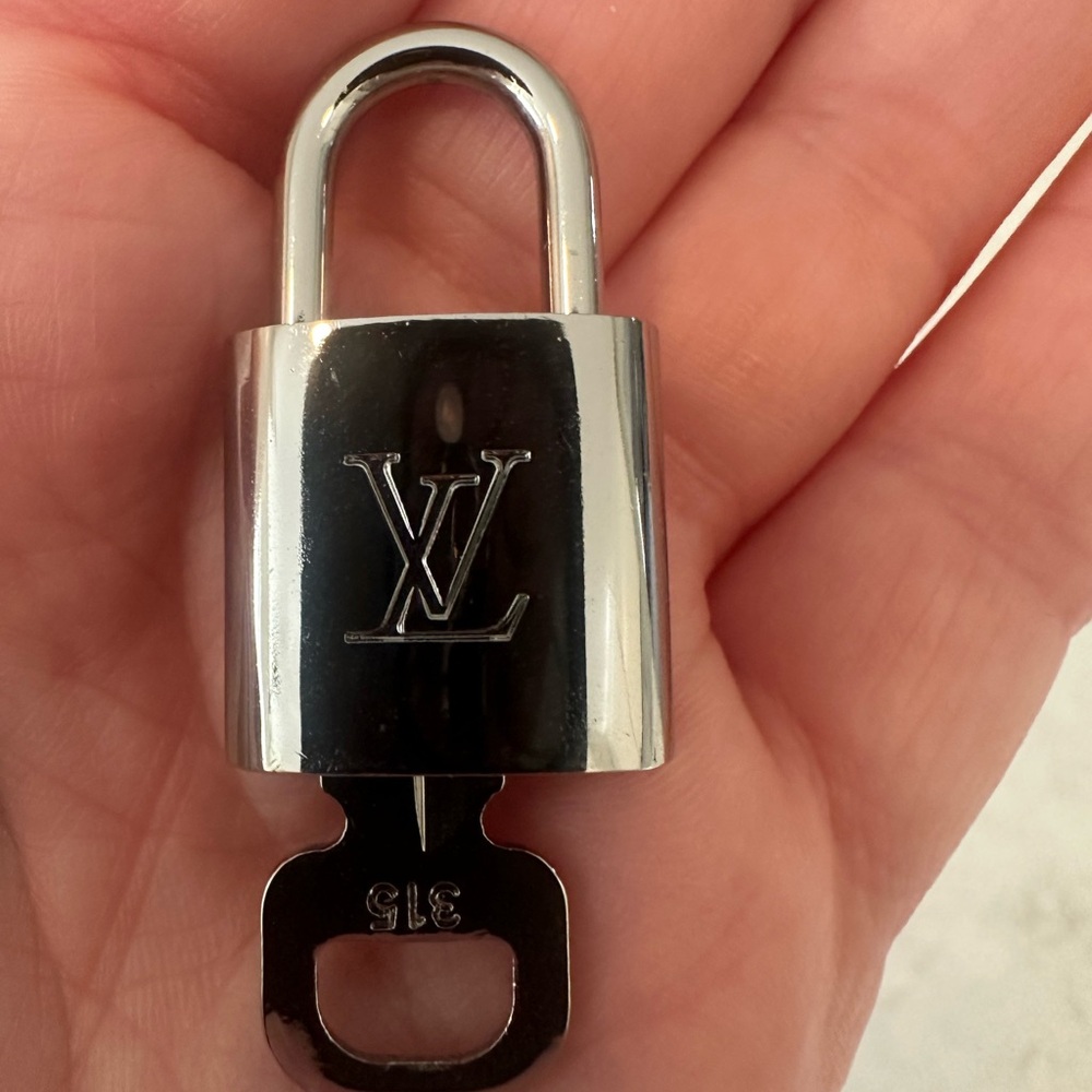 Louis Vuitton Silver-tone LV Padlock Key Charm - Picture 6 of 10